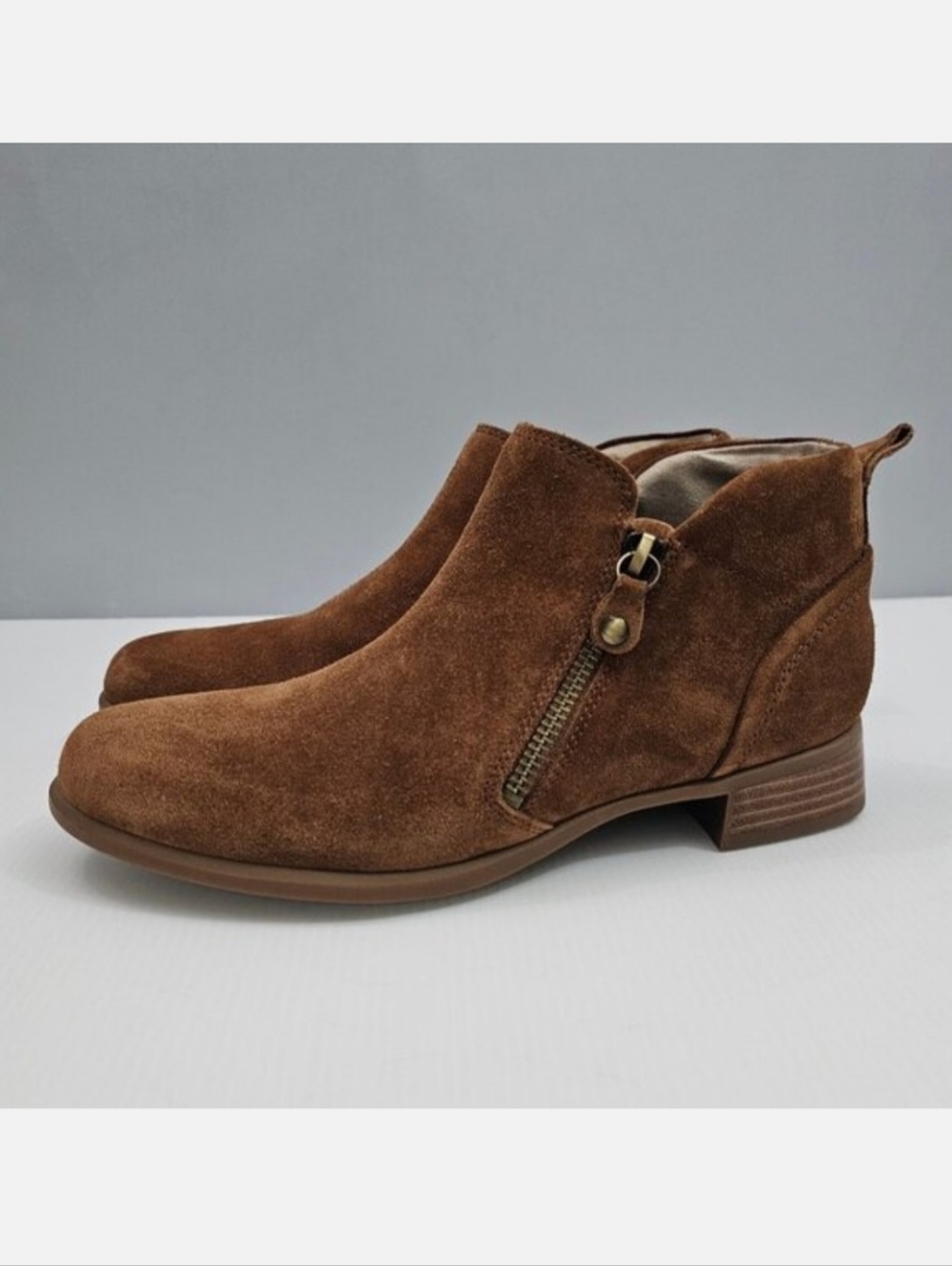 Munro Neko Ankle Boot Womens 7.5 NARROW Tobacco Brown Suede Comfort Arch Support